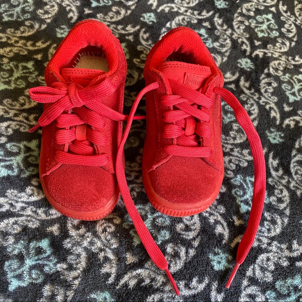 Puma sneakers size 5